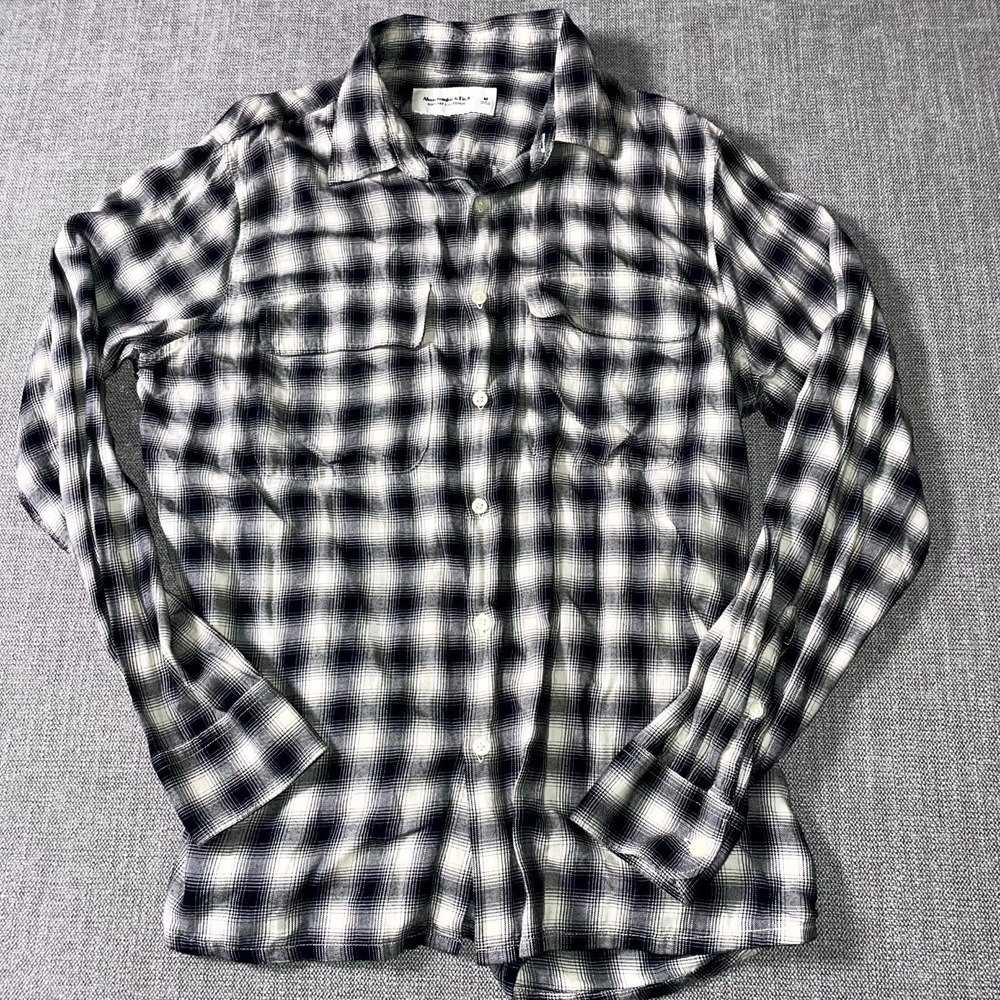 Abercrombie & Fitch Shirt Mens Medium Black White‎ Plaid Workwear Button Up